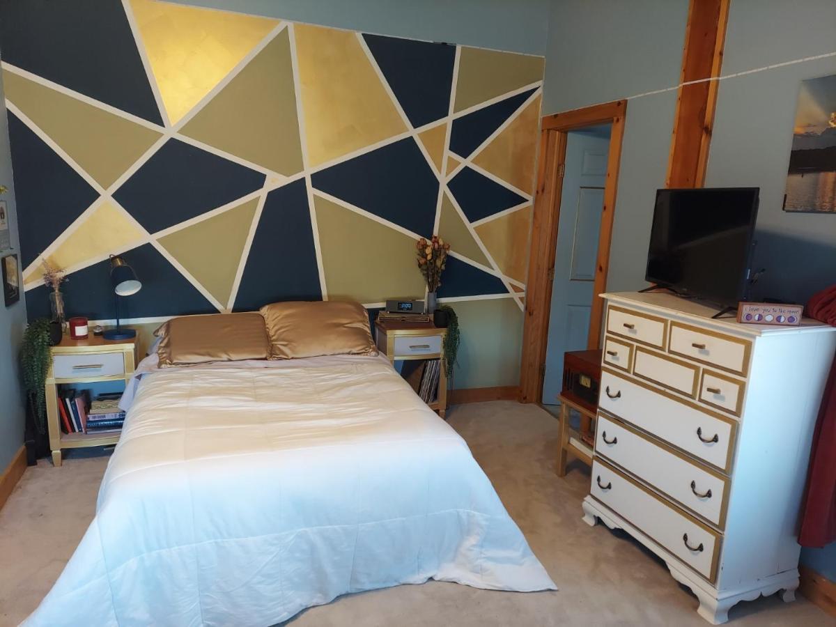 Cowgirl Palace Homestay